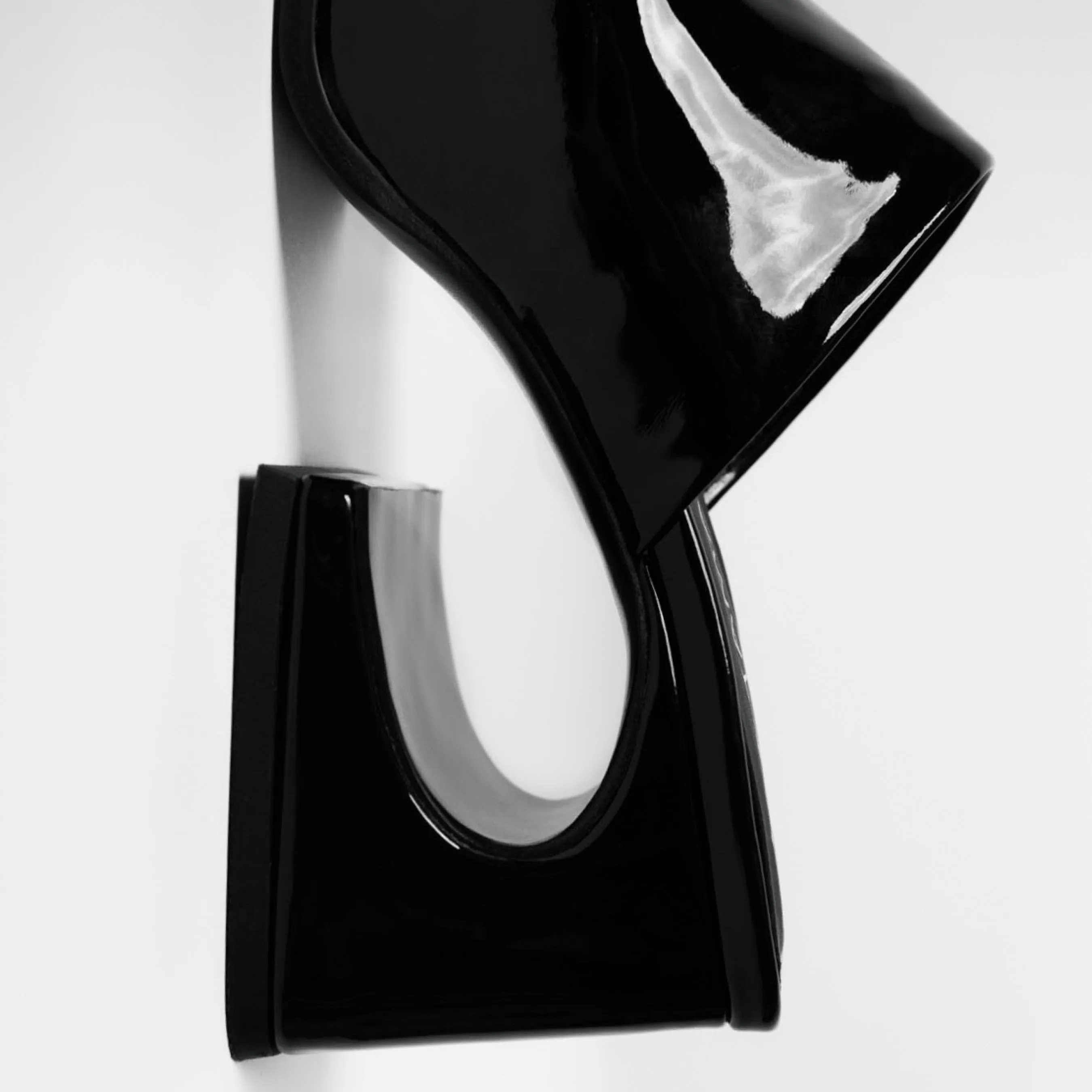 Black Sassy Mule