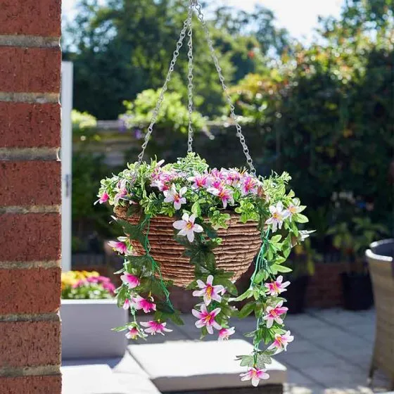 Easy Baskets Star Gazing Lilies