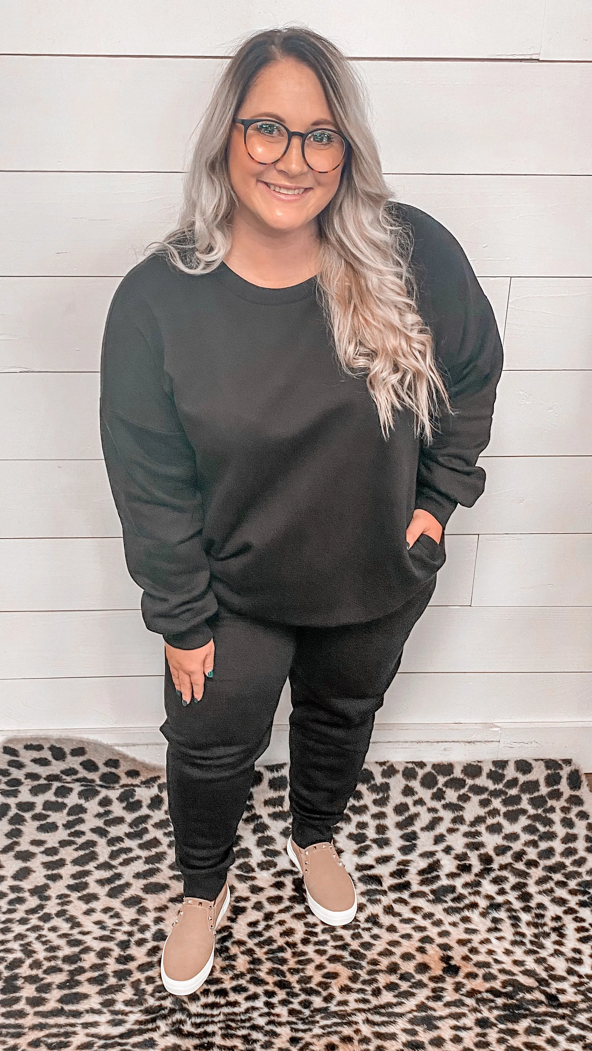 Easy Living Curvy Sweatshirt & Pant Set
