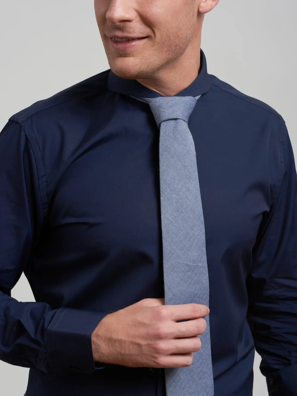 Extreme Cutaway Navy Easy-Iron Shirt