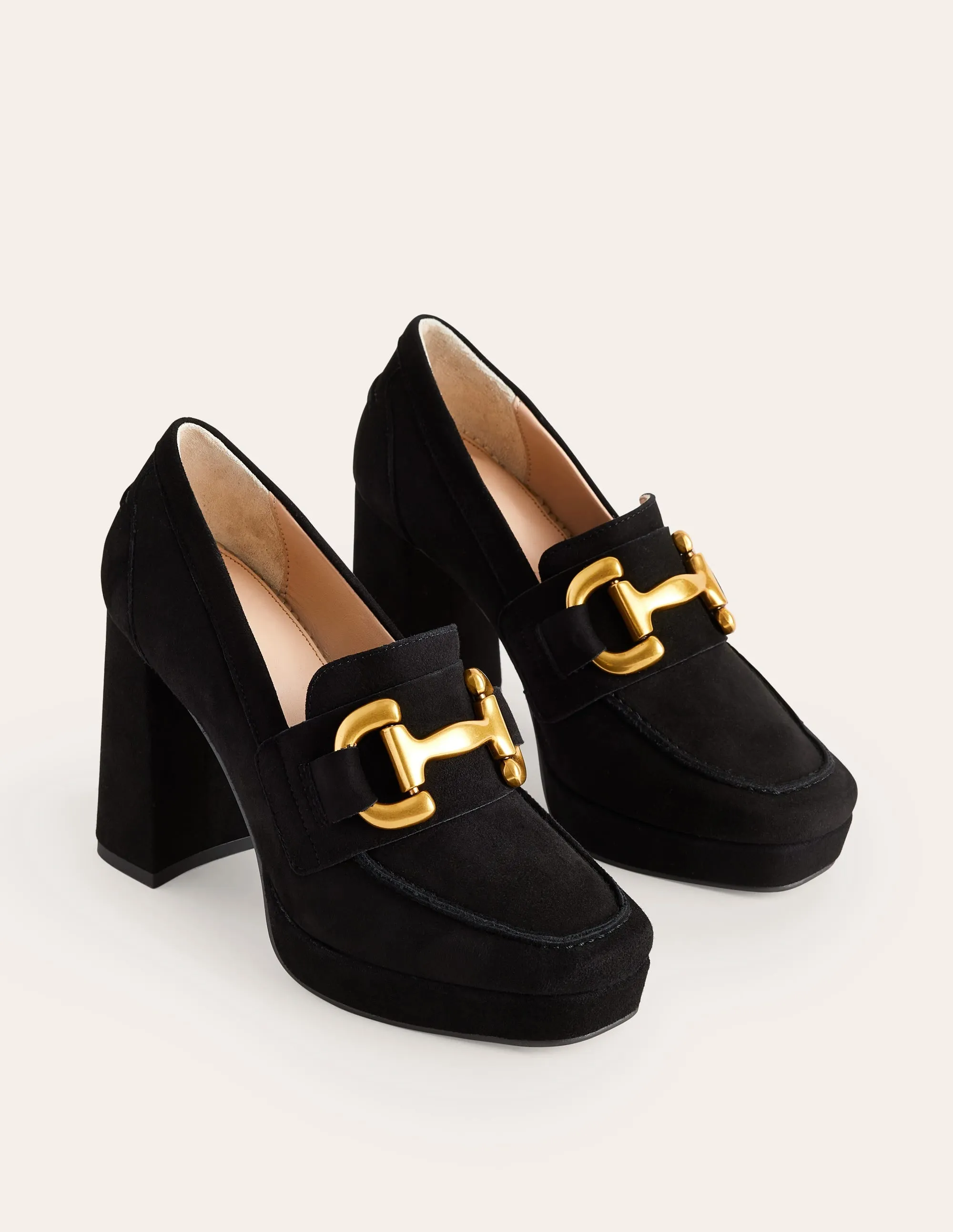 Iris Loafer mit Trensendetail und Plateausohle-Schwarz, Veloursleder