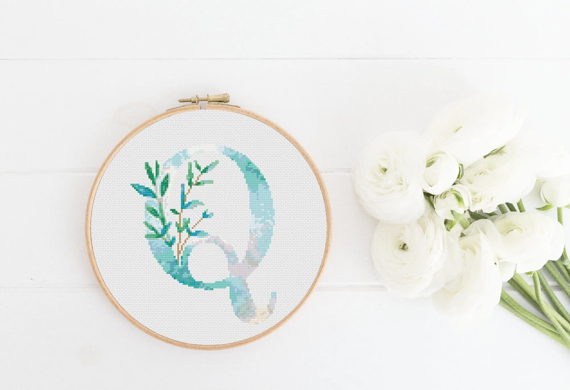 Letter Q Cross Stitch Pattern #407
