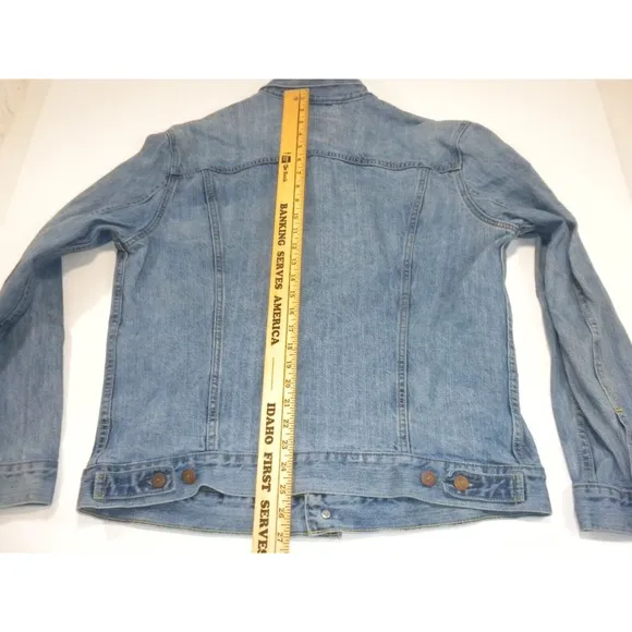 Levi's Jacket Mens L Blue Denim Jean Trucker Button Down Light Wash Vintage 90's