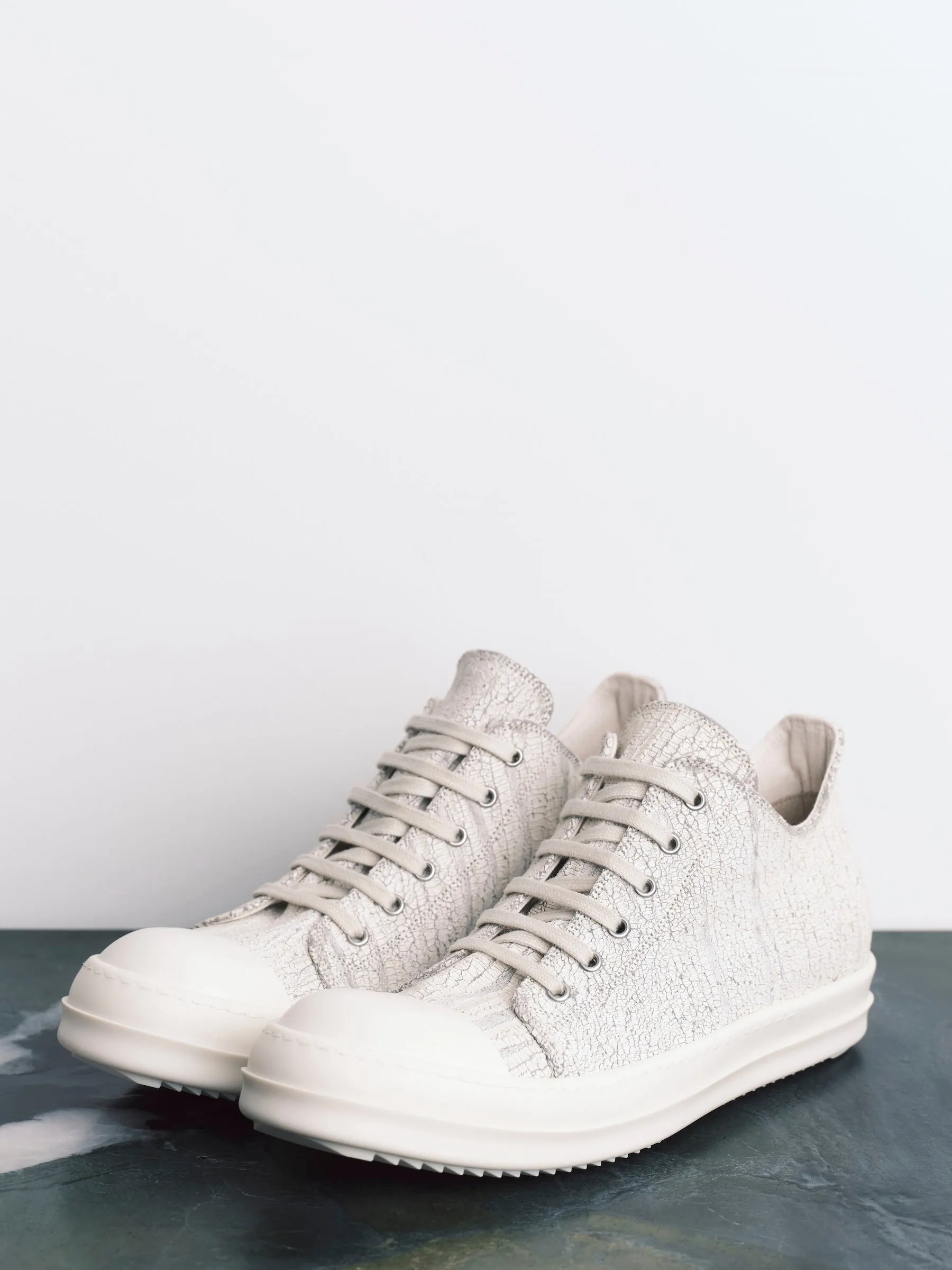 Low Sneaks