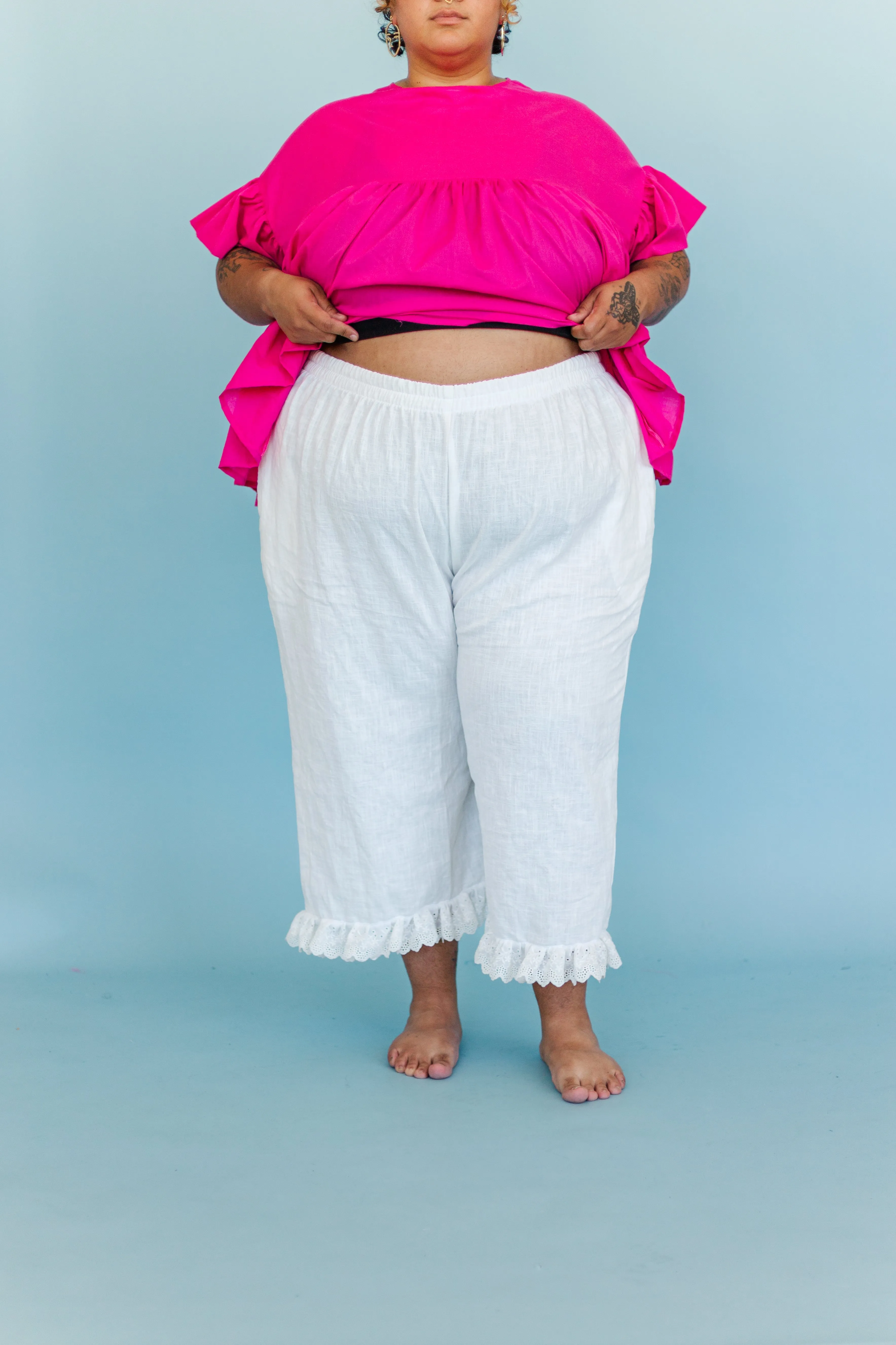Mid Easy Ruffle Pant in White Linen (RTS)