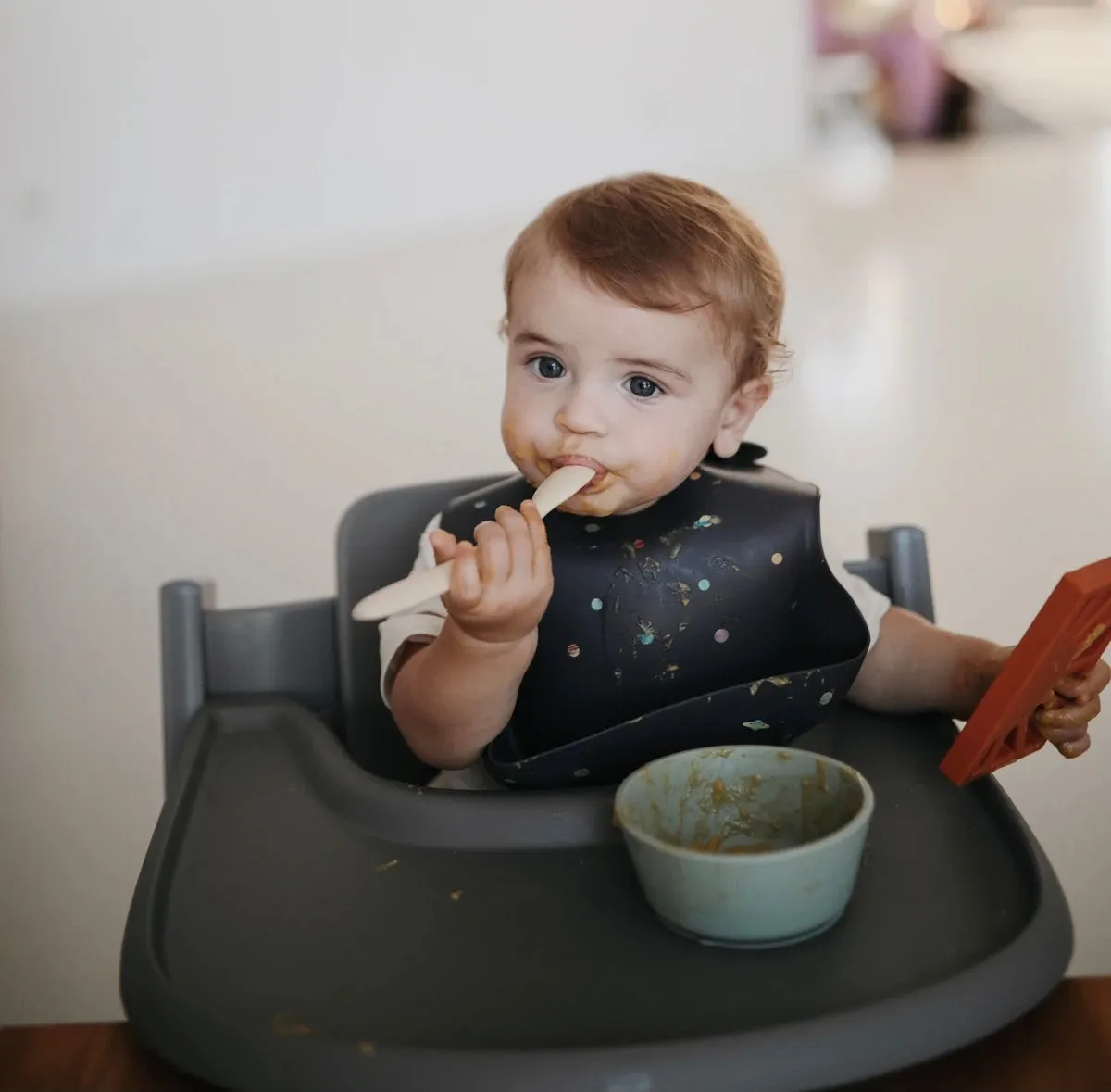 Mushie Silicone Bib