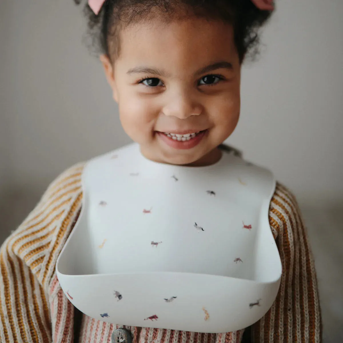 Mushie Silicone Dino Bib
