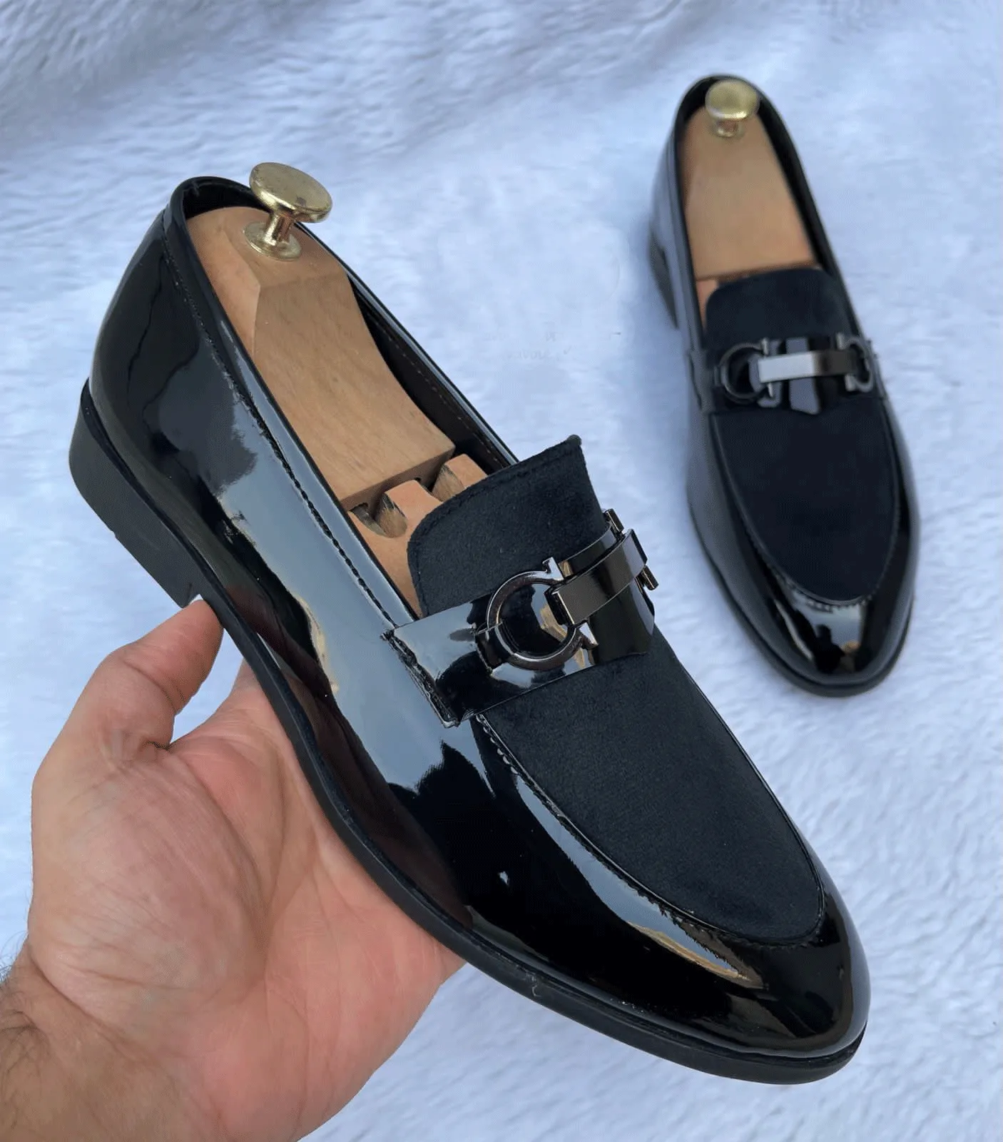New Arrival Velvet Suede Buckle Patent Moccasins Loafer Shoes For Men's-Unique And Classy