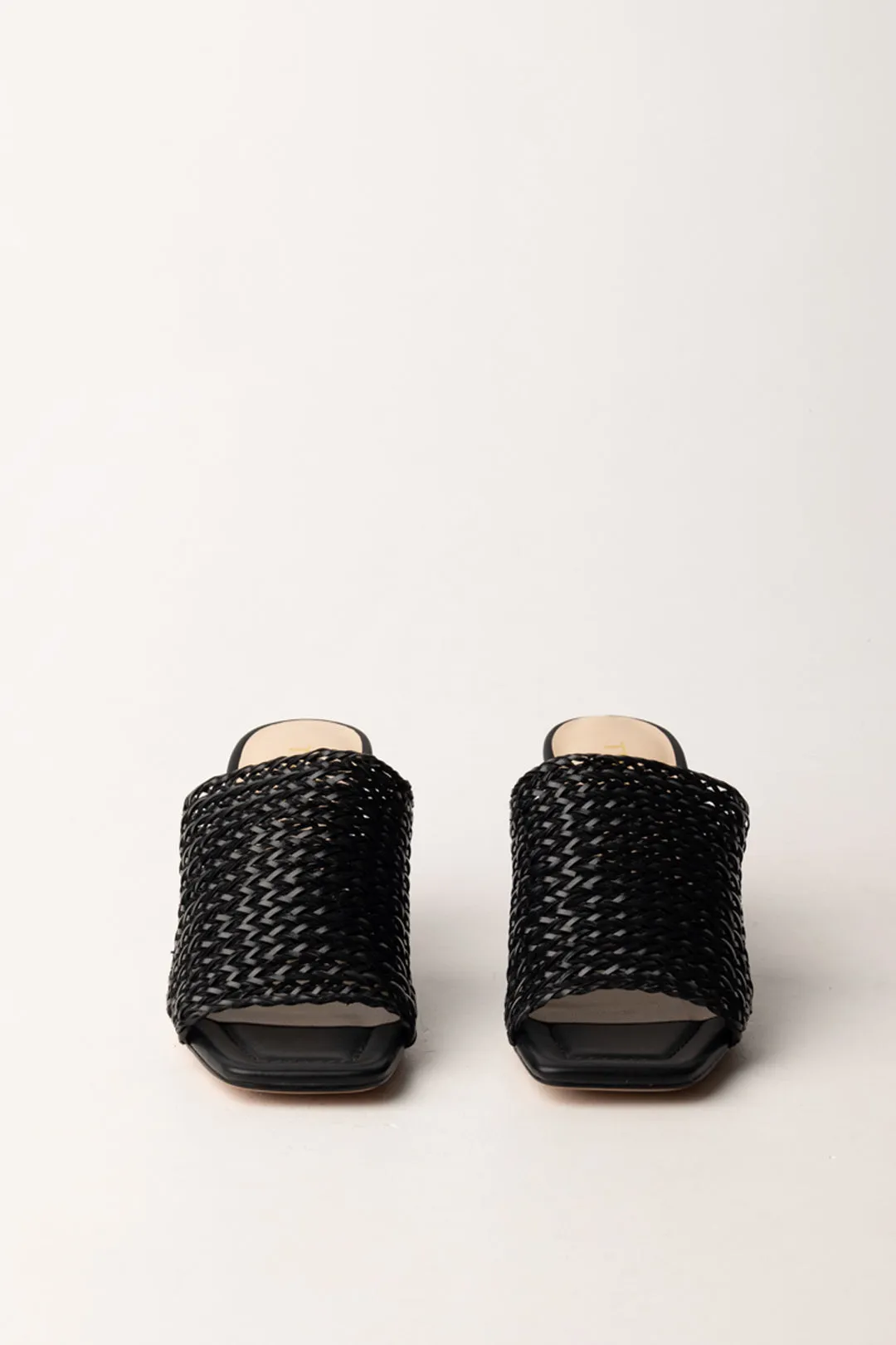 Sandali Mules con Intrecci