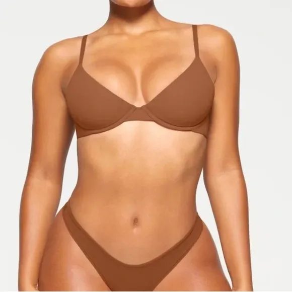 Skims FITS EVERYBODY SCOOP PLUNGE BRA | BRONZE  SIZE 36DD NWT
