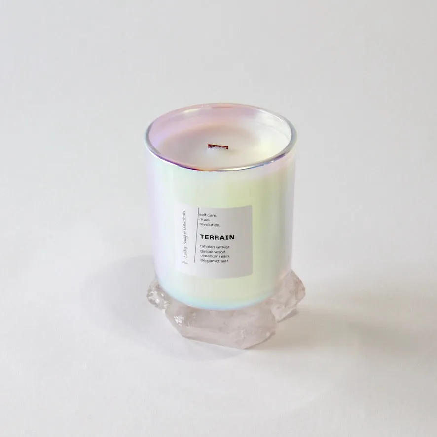 TERRAIN Hand Poured Candle. Olibanum. Vetiver. Guaiac Wood. Pepper. Bergamot. Wood Wick. 12 oz. Prismatic Vessel. Large. SALE