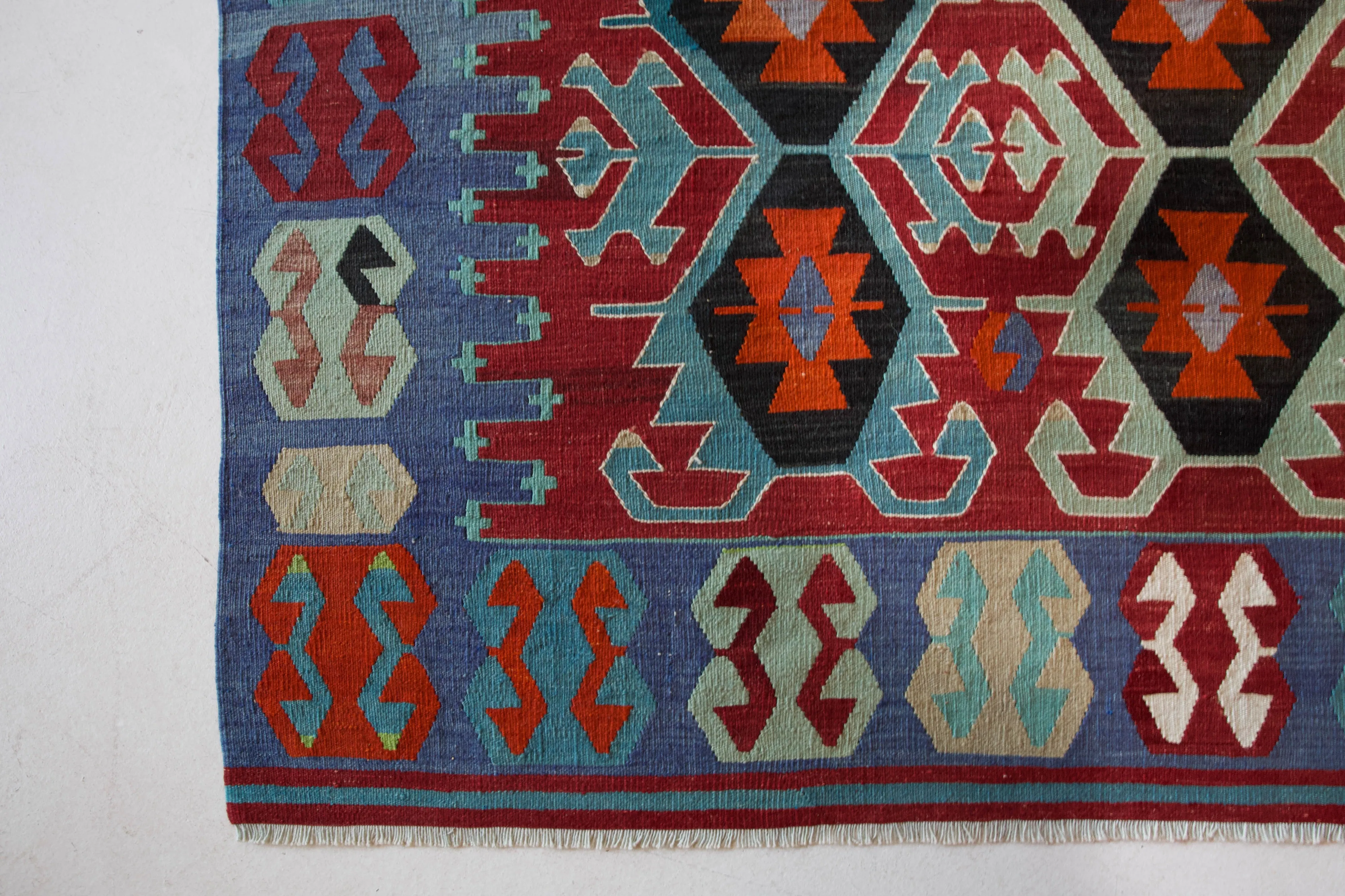 Vintage Oushak Esme Kilim Rug 6'8"x11'4"