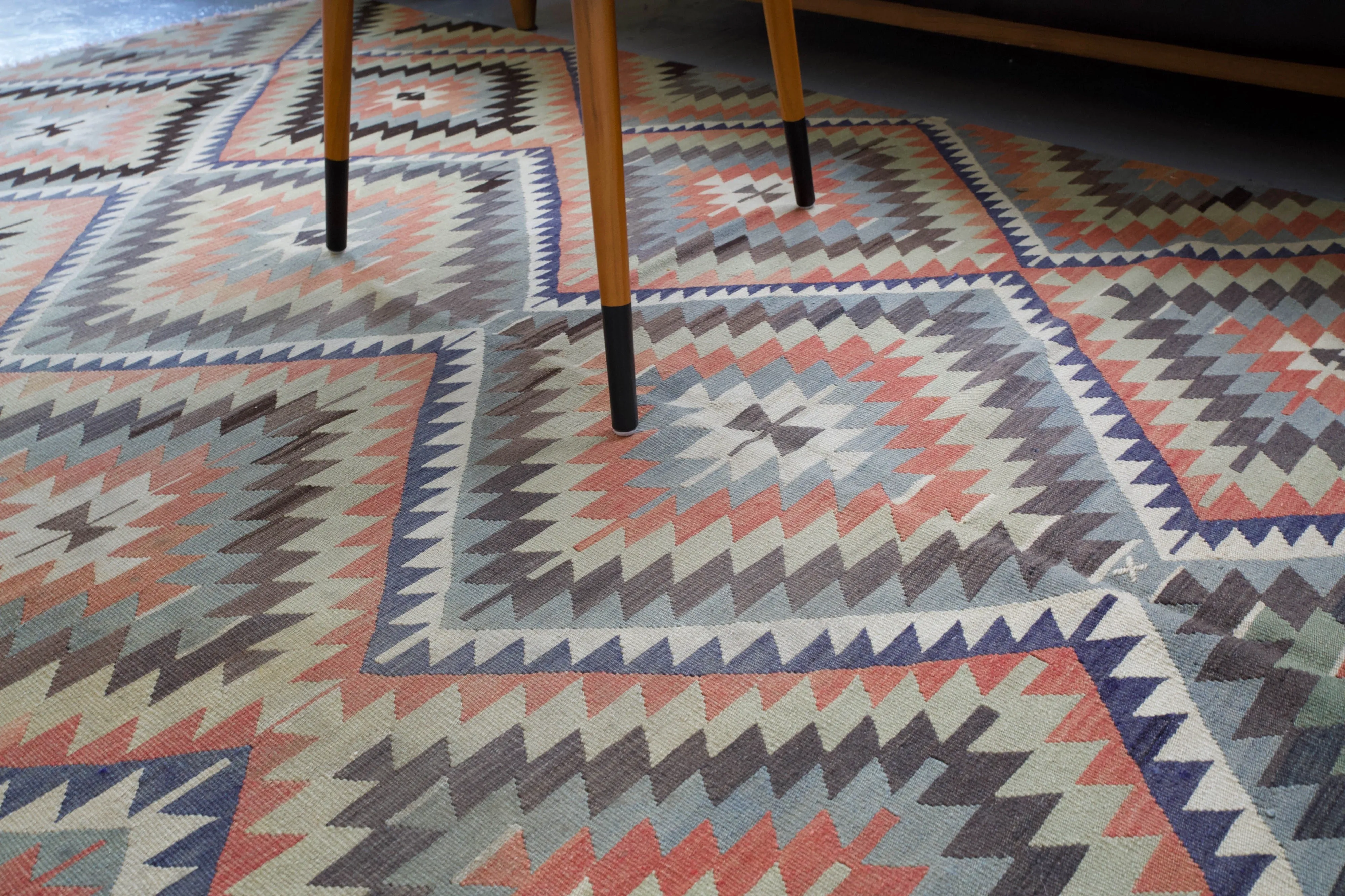 Vintage Turkish western Anatolian Kilim Rug