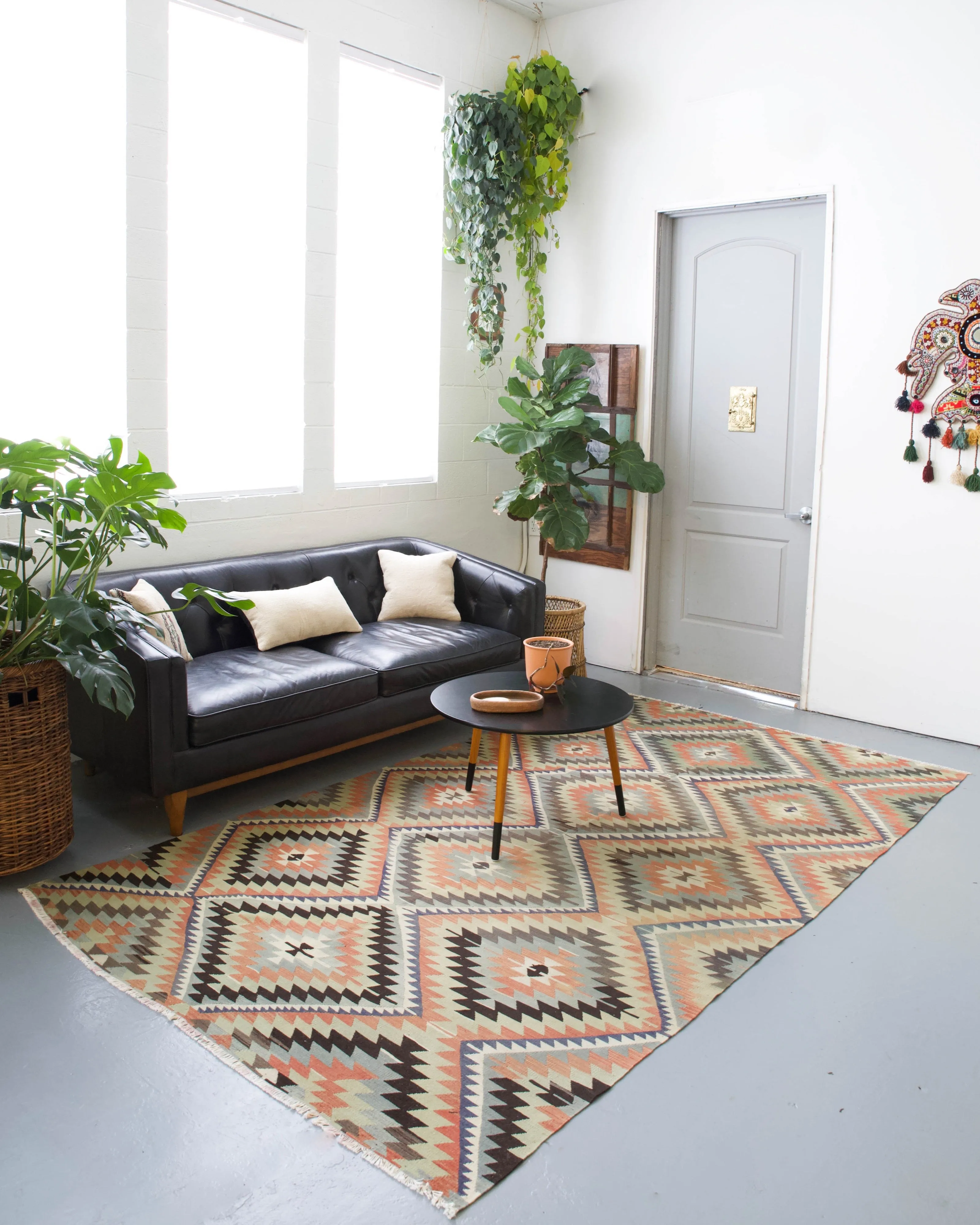 Vintage Turkish western Anatolian Kilim Rug