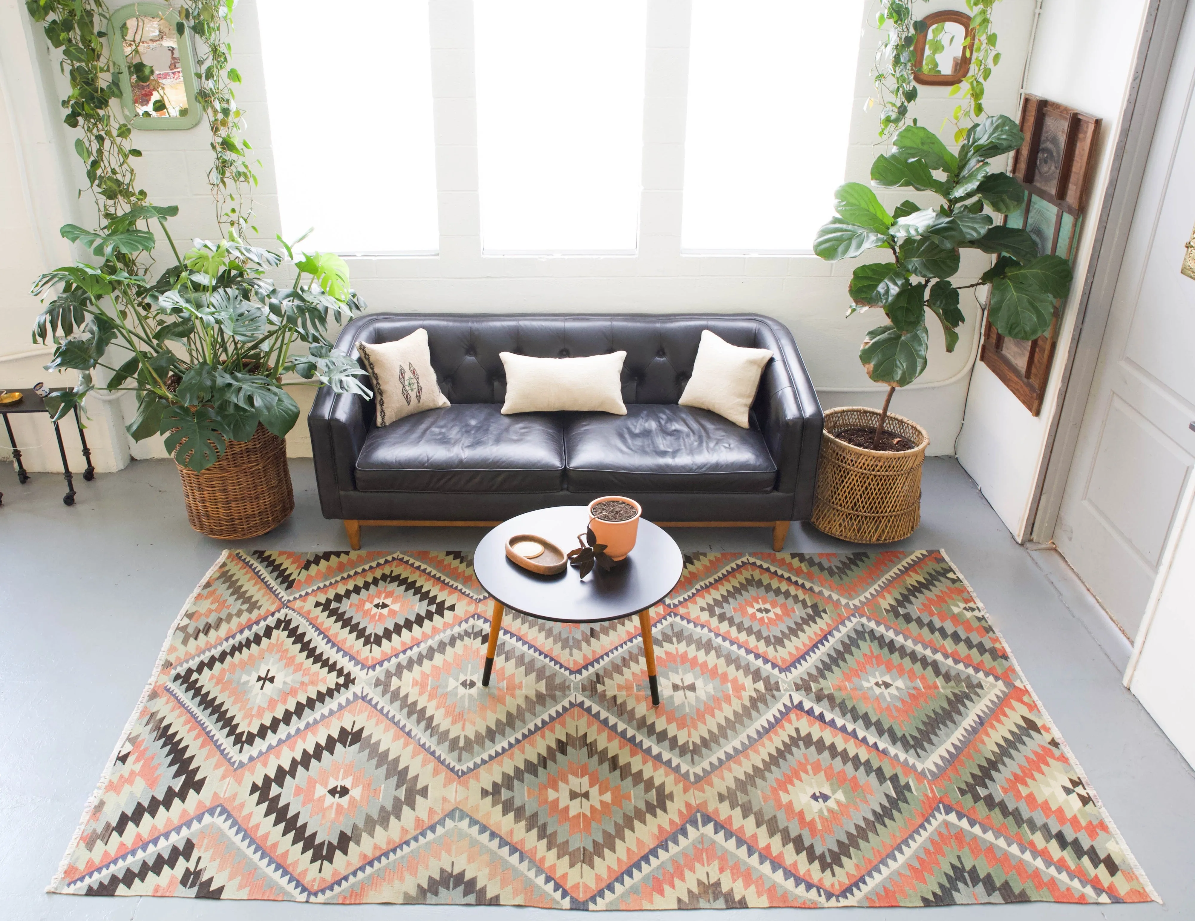 Vintage Turkish western Anatolian Kilim Rug