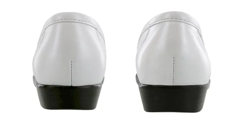 WHITE PAT - Metro Slip On Loafer