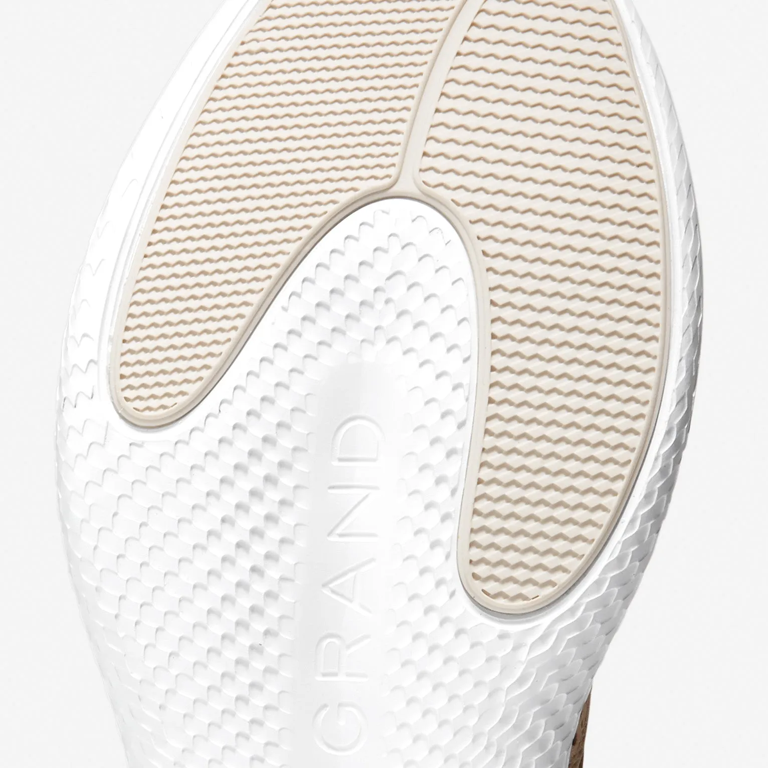 ZERØGRAND Changepace Wingtip Sneaker